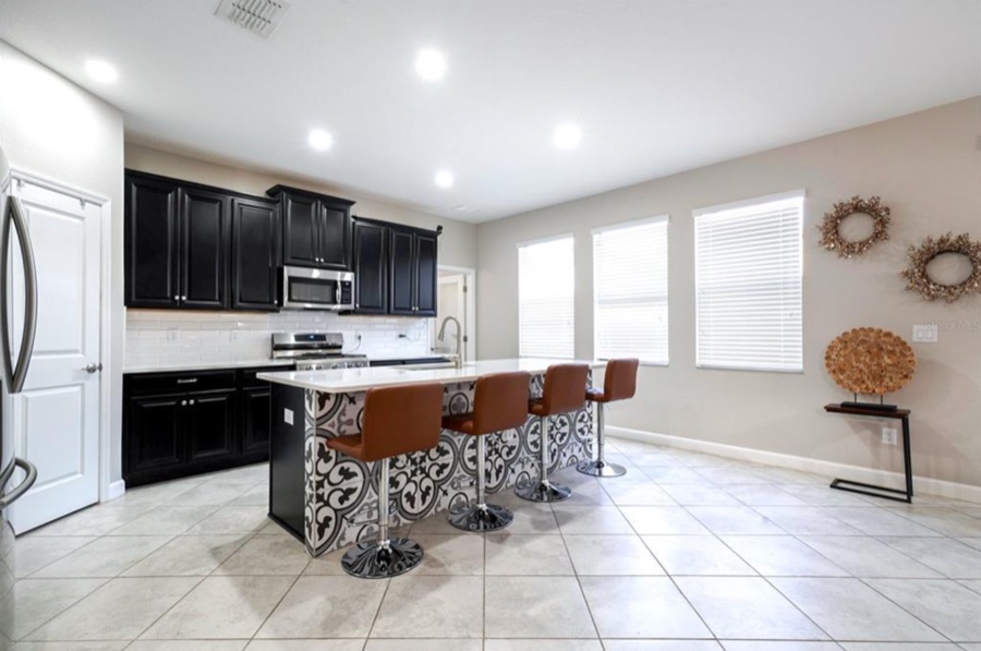 Sage Creek kitchen, listing photo by Danny Nguyen